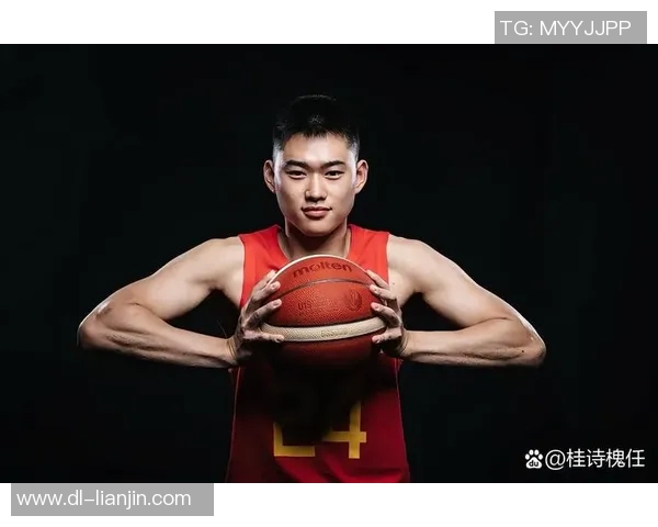 胡金秋的篮球之路：从青涩少年到CBA明星球员的成长故事